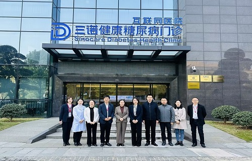 湖南省卫生健康委副主任易露茜一行调研万利国际官网生物