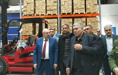 Menteri Industri Farmasi dan Gubernur Batna Mengunjungi Fasilitas Produksi Mitra Lokal Sinocare, CPM